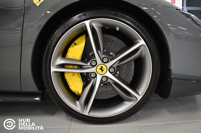 FERRARI FERRARI 296 GTB